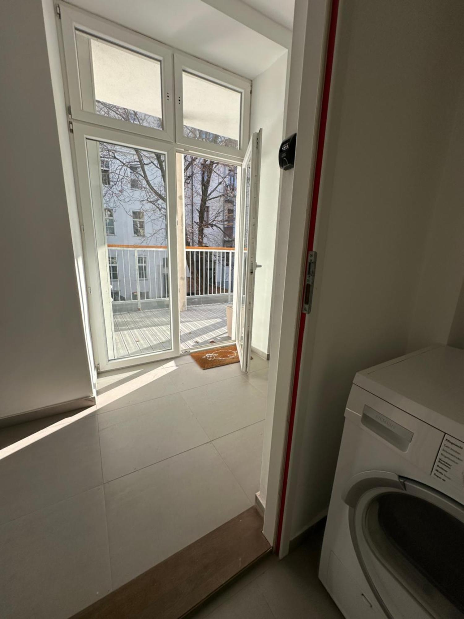 Cozy 5-Person Apartment In Vienna 6 Exterior photo