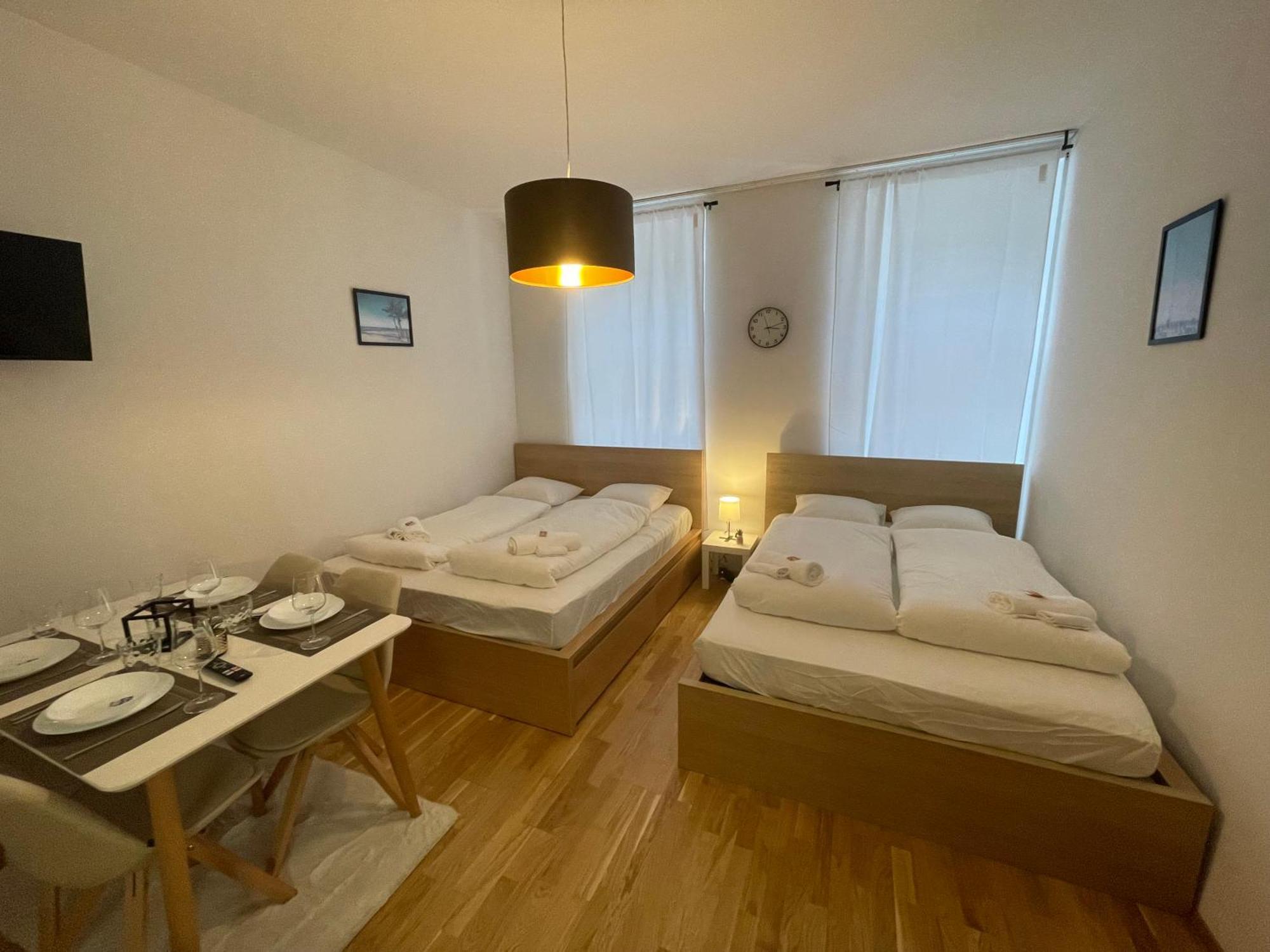 Cozy 5-Person Apartment In Vienna 6 Exterior photo